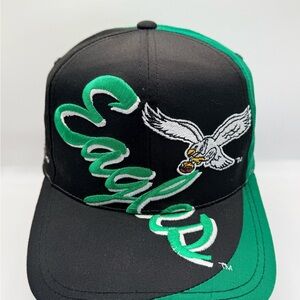 Very RARE Vintage Philadelphia Eagles Diagonal Script  Logo 2 Tone Snapback NFL